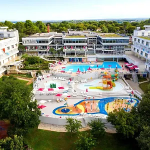 Delfin Plava Laguna 2* Mugeba