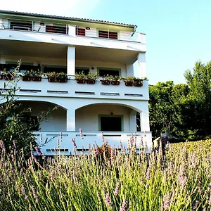  Appartamento Frgacic Croazia